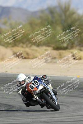 media/Nov-16-2025-Race Pace (Sun) [[8c5fa54630]]/Non Verified Riders (1st 20 Minutes)/2-Turn 10 (1010am)/